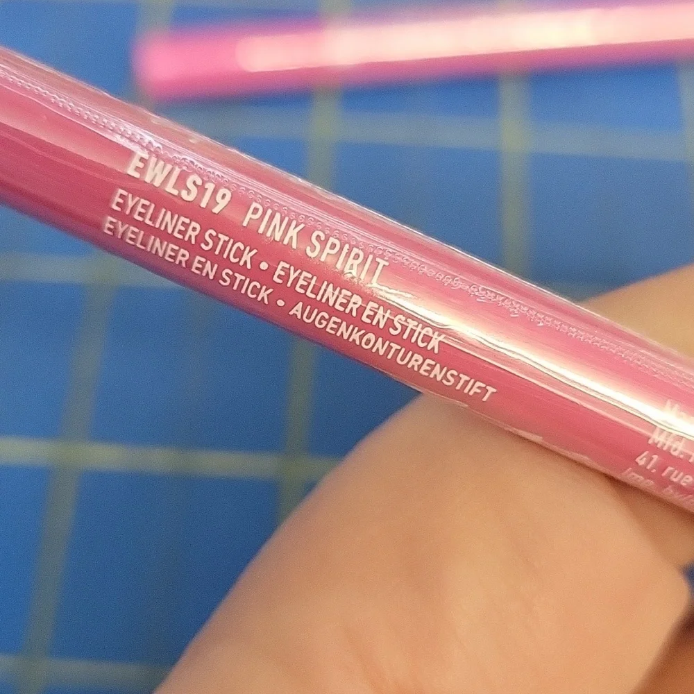 NYX Epic Wear Pink Spirit 1.22g Lip Liner EWLS19  New Sealed Pencil
